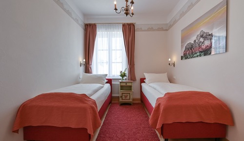 Twin Room, 2 Twin Beds (main building)