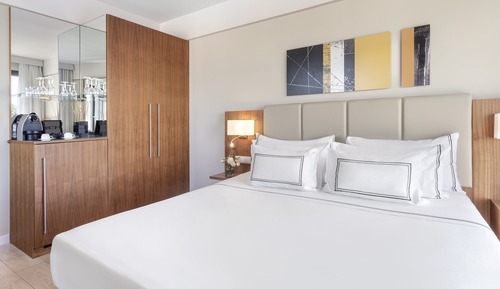 The Level, Premium Room, City View