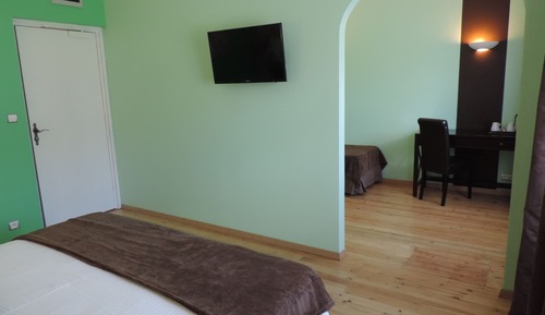 Superior Triple Room, 2 Bedrooms, Private Bathroom, Partial Lake View