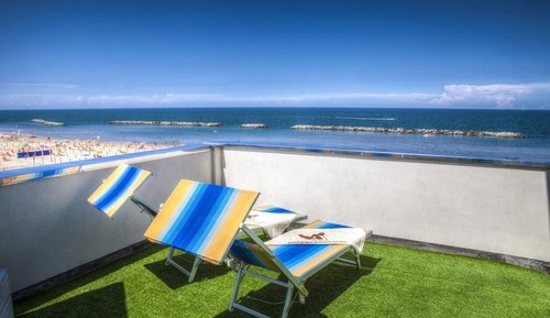 Panoramic Quadruple Room, Sea View