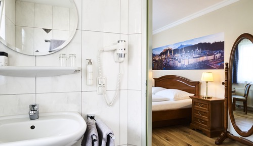Classic Double Room