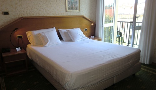 Double Room, Non Smoking