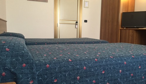 Standard Double Room (+ 1)
