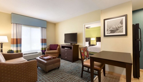 Studio, 1 King Bed, Accessible, Non Smoking (Mobility & Hearing, Roll-in Shower)