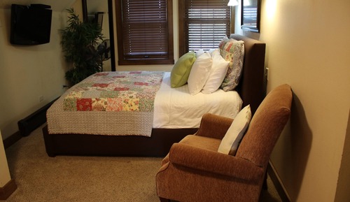 Loft Suite, 1 Queen Bed (Suite 301)