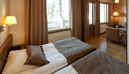 Superior Suite, 1 Bedroom, Sauna, Mountain View