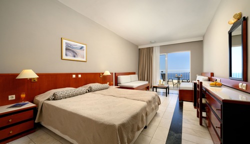 Family Room, Sea View