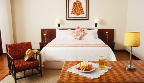 Junior Suite, 1 King Bed