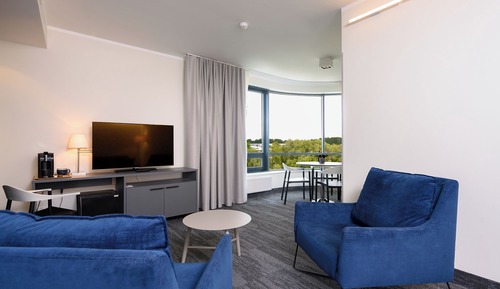 Suite, River View
