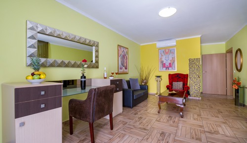 Deluxe Suite (Family)
