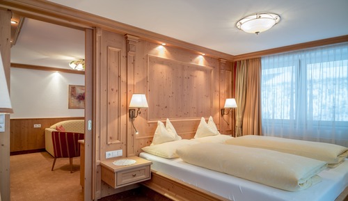 Junior Suite, Balcony, Mountain View