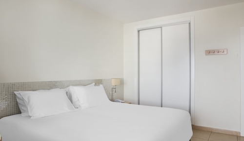 Family Apartment, 3 Bedrooms, Terrace
