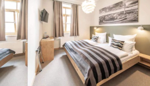 Standard Double Room, 1 Double Bed, Non Smoking, Private Bathroom