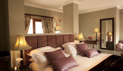 Deluxe Double Room, 1 King Bed, River View