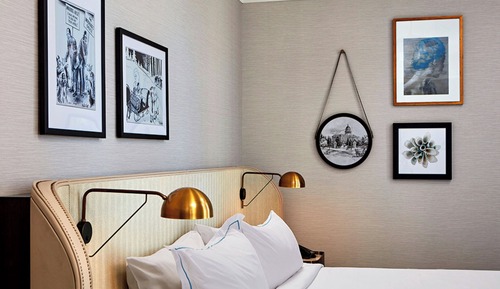 Junior Suite, 1 King Bed, Corner