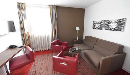 Suite, 1 King Bed with Sofa bed