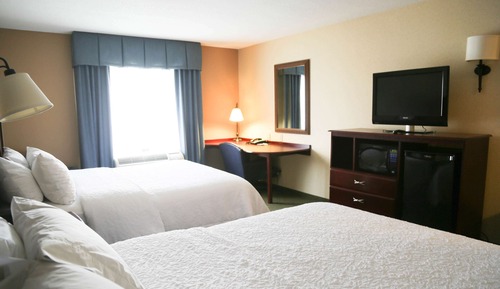 Two queen beds non smoking