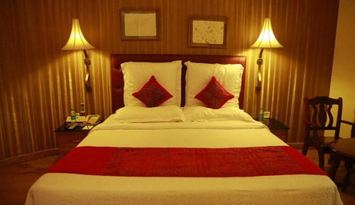 Grand Deluxe