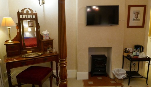 Standard Twin Room, Ensuite