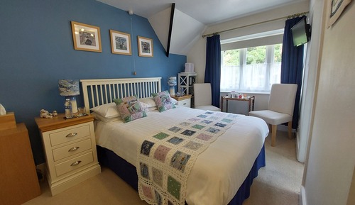 Double Room, Ensuite (Room 6,  Second Floor)
