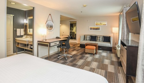 Studio, 1 King Bed (Spa Shower)