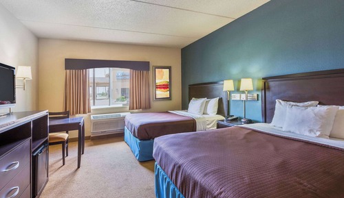 Room, 2 Queen Beds, Non Smoking