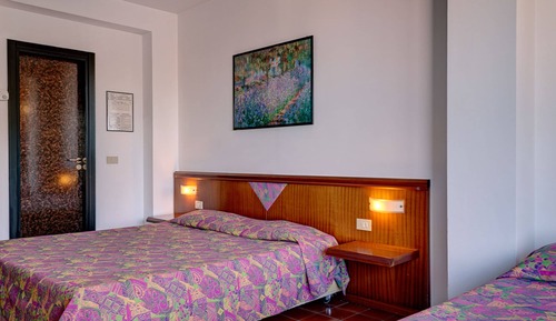 Economy Triple Room (Olimpo/Terrazze)