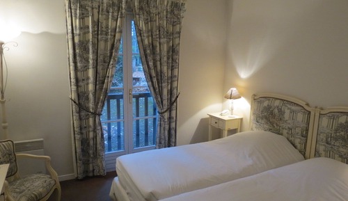 Twin Room, Park View