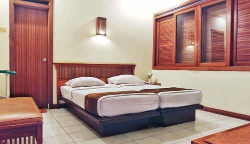 Superior Twin Room