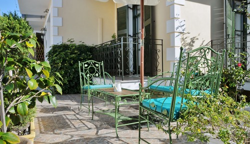 Economy Studio, 2 Twin Beds, Balcony, Ground Floor