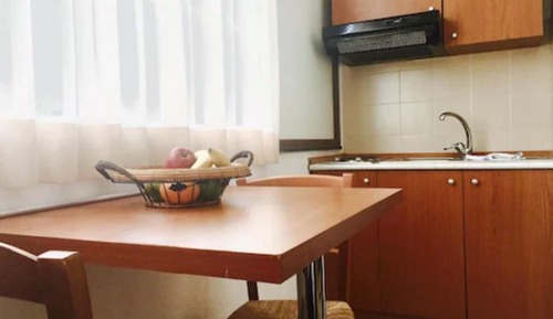 Standard Studio, 1 Queen Bed, Kitchenette, Pool View