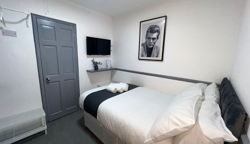 Standard Room, Multiple Beds (Family)