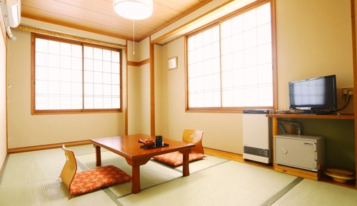Traditional Triple Room, Shared Bathroom (Japanese Style)
