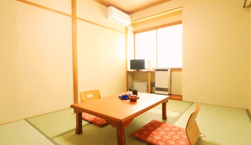 Traditional Twin Room, Shared Bathroom (Japanese Style)