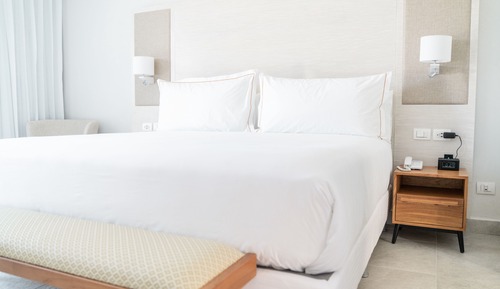 Senator Luxury Junior Suite