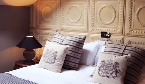 Deluxe House, Ensuite (River View)