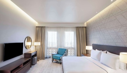 King Suite Free Breakfast, Complimentary Transfer to Gold Souk