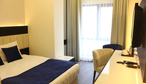 Executive Triple Room