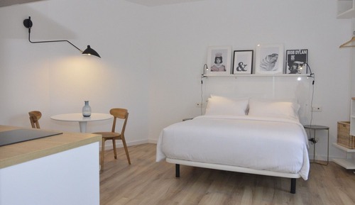 Superior Apartment, Ensuite, City View (Triple )