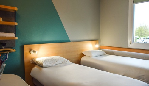 Basic Room, 2 Twin Beds