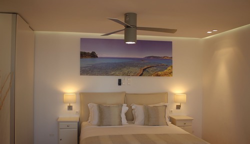 Honeymoon Suite