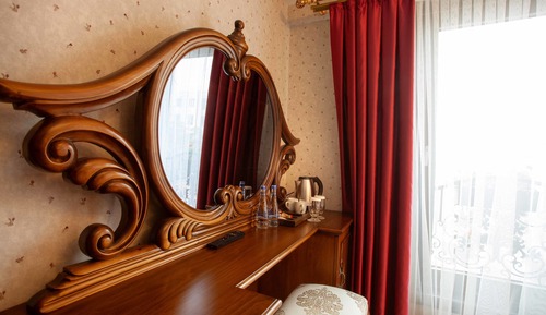 Standard Double Room, 1 King Bed, Non Smoking, City View