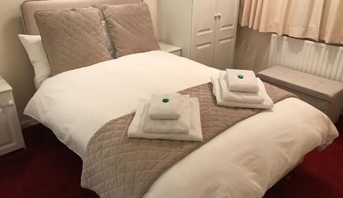 Comfort Double Room, Private Bathroom, Garden View