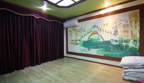 Ondol Room
