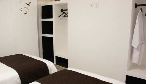Deluxe Suite, Multiple Beds, Non Smoking