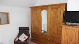 Deluxe Double Room (with Shower)