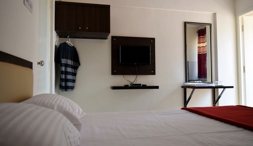 Standard Double Room, 1 Queen Bed, Accessible, Garden View