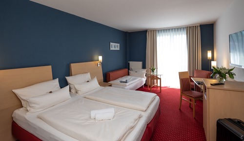 Basic Double or Twin Room, City View