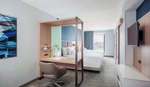 Suite, Multiple Beds