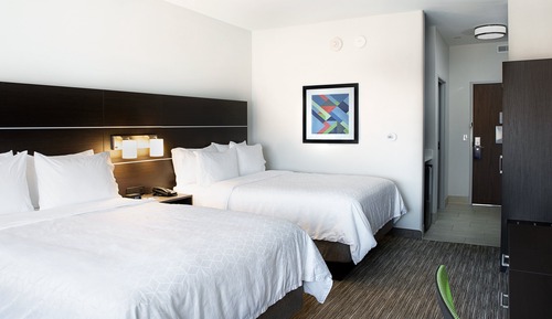 Standard Room, 2 Queen Beds